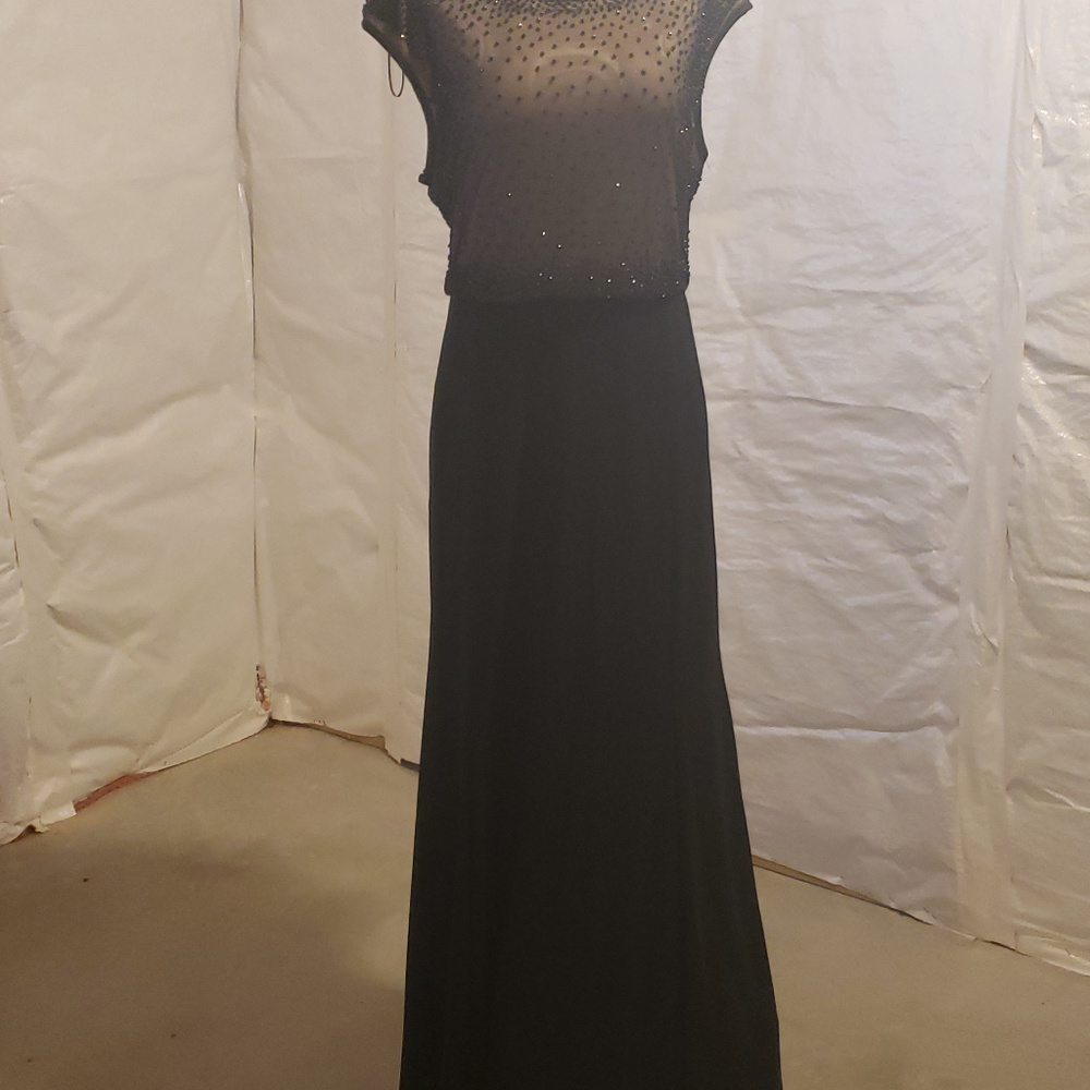 Black Elegant Evening Gown